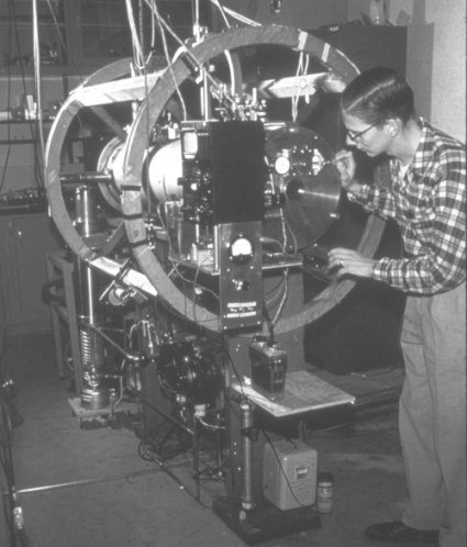 File:NBS-1 cesium clock Atomic Beam Magnetic Resonance.jpg