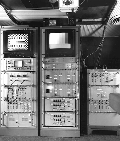 File:Nonlinear Circuits Russian SDRN ground terminal equipment Attribution.jpg