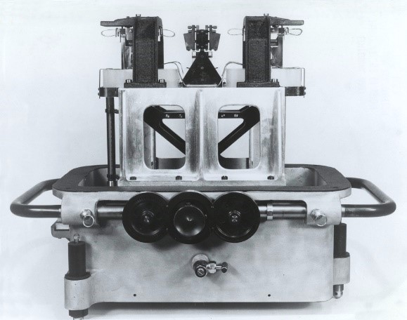 File:Gravity pendulum.jpg