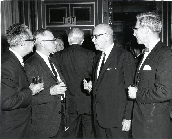 File:Bailey with Stu Bailey and Emberson 2772.jpg