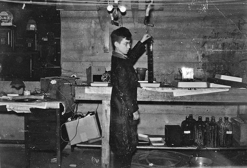 File:Home and Family Developing Film 1937 in Family Home Basement.jpg