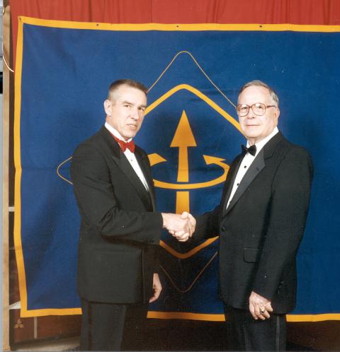 File:Meindl education medal 0691.jpg