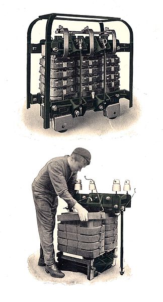 File:Building modern oil-cooled transformer.jpg