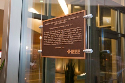 File:Apollo Guidance Computer-2.jpg