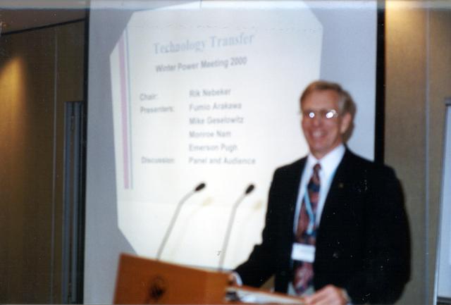 File:Singapore 2000 Workshop 2708(11).jpg