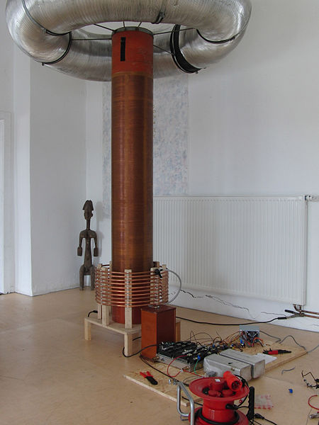 File:Solid State Circuits Large Solid State Tesla Coil Attribution.jpg