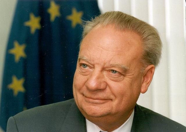 File:Michel Carpentier 2522.jpg