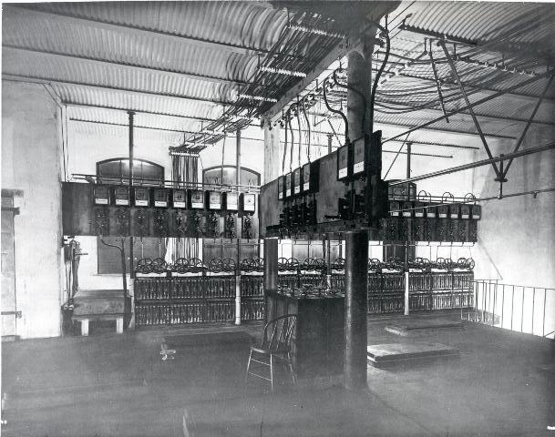 File:Control gear Boston Central Station 1307.jpg