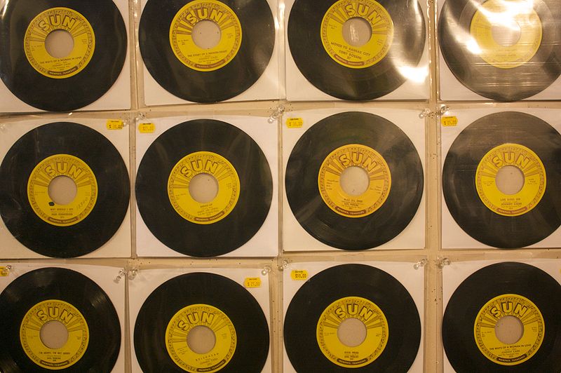 File:Sun Records 45s.jpg