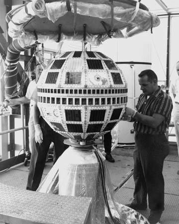 File:Telstar II Satellite Parade of Progress.jpg