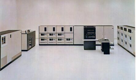 File:Ibm system370.jpg