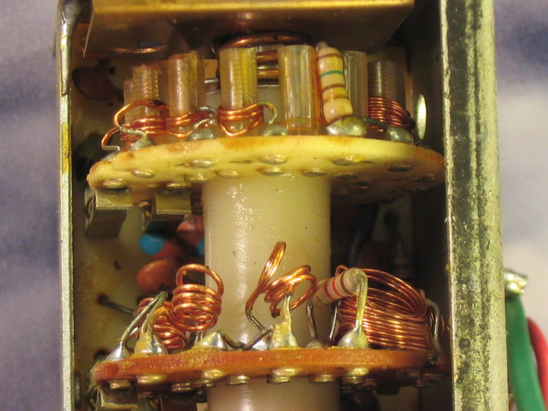 File:UHF Circuits UHF Radio Tuner attribution.jpg