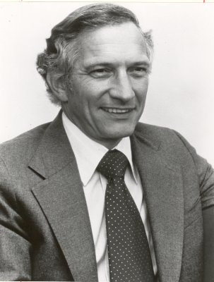 File:Robert N Noyce.jpg