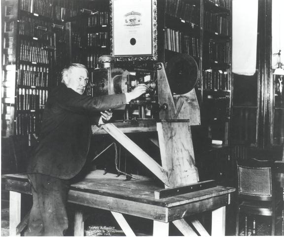 File:Edison Movie Projector 0163.jpg