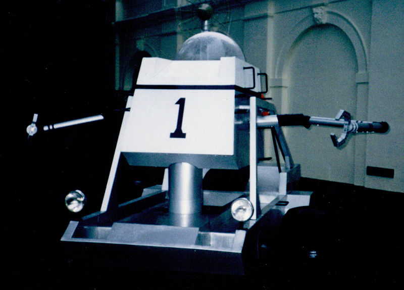 File:Moonbuggy from Diamonds Are Forever.jpg