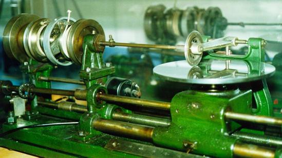 File:Differential analyzer 5.jpg