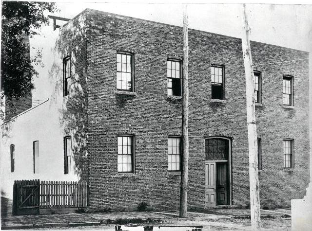 File:Central Station New Brunswick NJ 1326.jpg