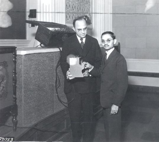 File:Whitney Siam 1937 1145.jpg