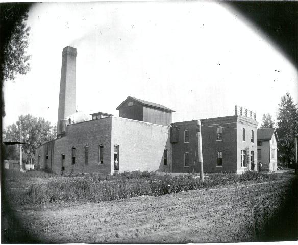 File:Topeka Central 1301.jpg