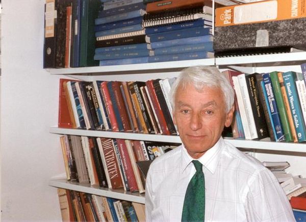 Oral-History:Eric Ash - Engineering and Technology History Wiki
