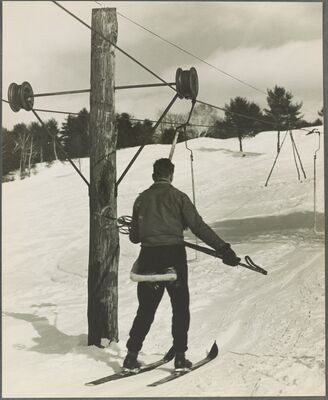 Oak Hill Ski Area - D Icon1647-1624-0000011.jpg