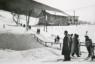 (02) Davos T-bar.jpg