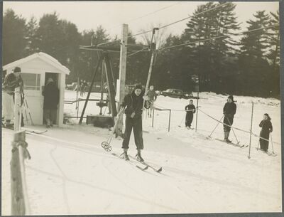 Oak Hill Ski Area - E Icon1647-1624-0000019.jpg